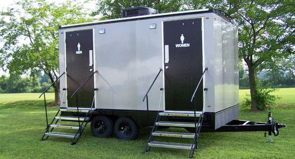 wedding ring porta potty